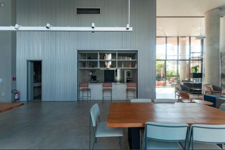 Apartamento à venda com 131m², 2 quartos e 3 vagas Apartamento à venda com 131m², 2 quartos e 3 vagasÁrea Comum - Salão de Festas Gourmet