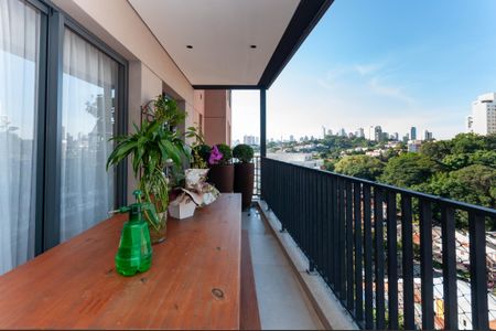 Apartamento à venda com 131m², 2 quartos e 3 vagas Apartamento à venda com 131m², 2 quartos e 3 vagasVaranda