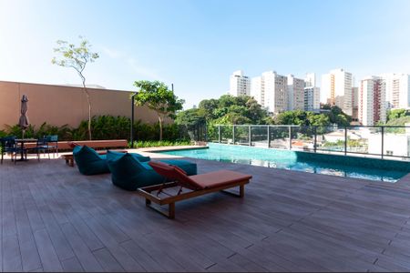 Apartamento à venda com 131m², 2 quartos e 3 vagas Apartamento à venda com 131m², 2 quartos e 3 vagasÁrea Comum - Piscina Infantil