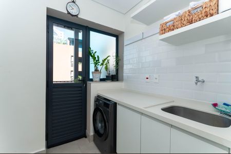 Apartamento à venda com 131m², 2 quartos e 3 vagas Apartamento à venda com 131m², 2 quartos e 3 vagasÁrea de Serviço