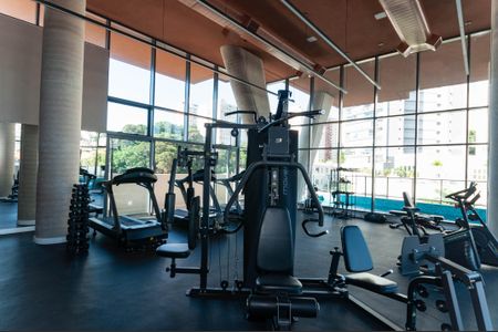 Apartamento à venda com 131m², 2 quartos e 3 vagas Apartamento à venda com 131m², 2 quartos e 3 vagasÁrea Comum - Academia