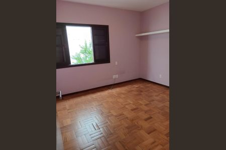 Casa à venda com 190m², 3 quartos e 2 vagasFoto 06