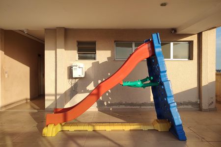 Apartamento para alugar com 60m², 2 quartos e 1 vagaÁrea comum - Playground