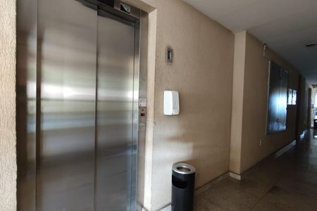 Apartamento para alugar com 60m², 2 quartos e 1 vagaHall de entrada