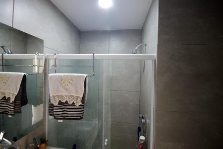 Apartamento à venda com 90m², 2 quartos e 1 vagaBanheiro Social