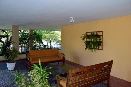 Apartamento à venda com 90m², 2 quartos e 1 vagaÁrea comum