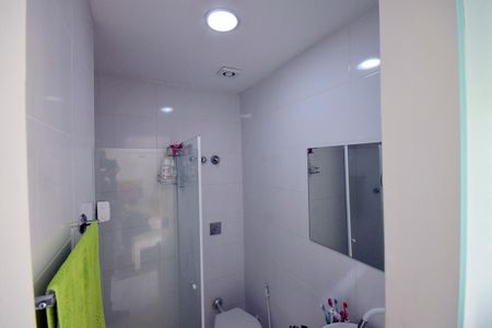 Apartamento à venda com 90m², 2 quartos e 1 vagaBanheiro Suíte