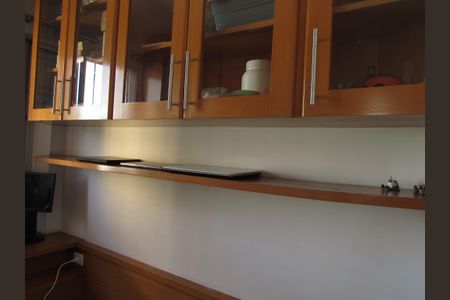 Apartamento para alugar com 80m², 3 quartos e 2 vagasQuarto 3