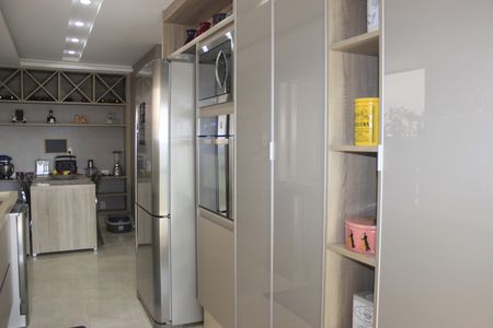 Apartamento à venda com 198m², 3 quartos e 3 vagasCozinha