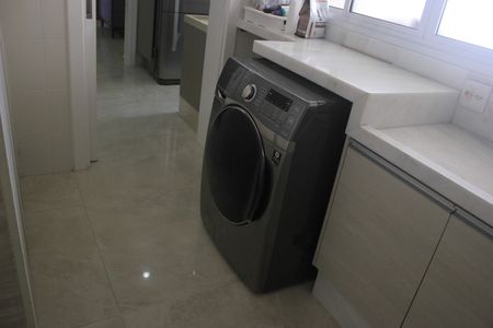 Apartamento à venda com 198m², 3 quartos e 3 vagasÁrea de serviço