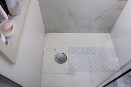 Apartamento à venda com 198m², 3 quartos e 3 vagasBanheiro da suíte 1