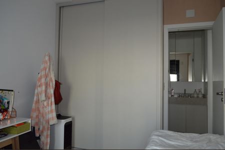 Apartamento à venda com 46m², 1 quarto e 1 vagaQuarto