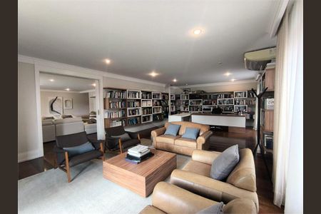 Casa à venda com 656m², 5 quartos e 6 vagas