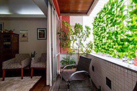 Apartamento para alugar com 105m², 3 quartos e 2 vagas