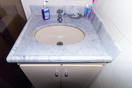 Apartamento à venda com 72m², 3 quartos e 1 vaga Apartamento à venda com 72m², 3 quartos e 1 vagaBanheiro