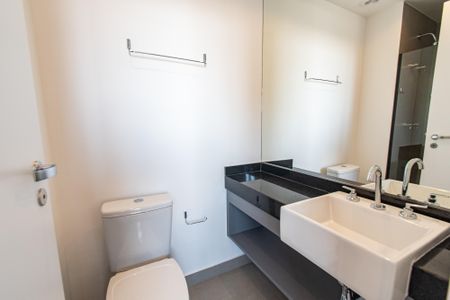 Studio para alugar com 19m², 1 quarto e sem vaga Studio para alugar com 19m², 1 quarto e sem vagaBanheiro