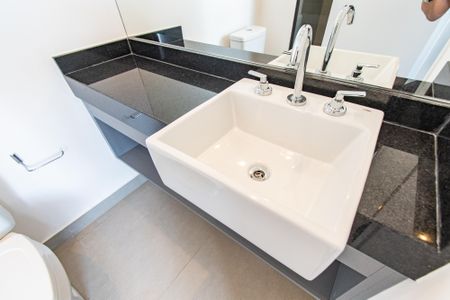 Studio para alugar com 19m², 1 quarto e sem vaga Studio para alugar com 19m², 1 quarto e sem vagaBanheiro