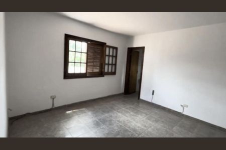 Casa à venda com 330m², 3 quartos e 3 vagasFoto 09