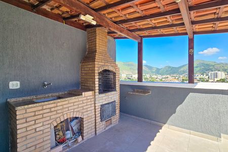 Apartamento à venda com 110m², 2 quartos e 1 vaga Apartamento à venda com 110m², 2 quartos e 1 vagaChurrasqueira