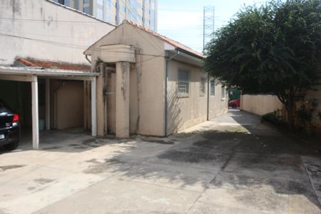 Casa à venda com 218m², 1 quarto e 12 vagasQuintal