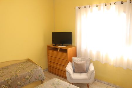 Casa à venda com 218m², 1 quarto e 12 vagasQuarto