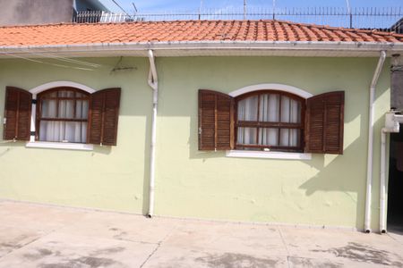 Casa à venda com 218m², 1 quarto e 12 vagasQuintal