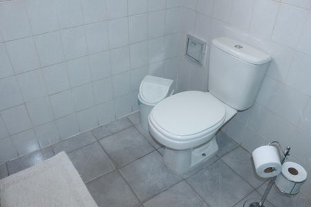 Casa à venda com 218m², 1 quarto e 12 vagasBanheiro