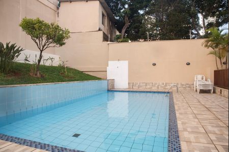 Apartamento para alugar com 49m², 2 quartos e 1 vagaÁrea comum - Piscina