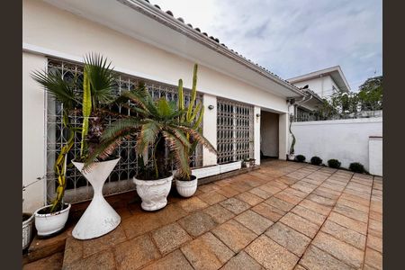 Casa à venda com 190m², 4 quartos e 3 vagasQuintal