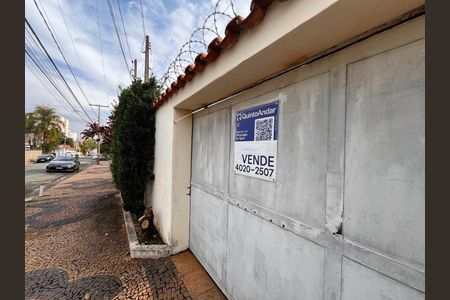 Casa à venda com 190m², 4 quartos e 3 vagasPlaca