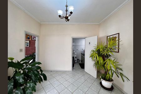 Casa à venda com 190m², 4 quartos e 3 vagasSala