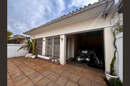 Casa à venda com 190m², 4 quartos e 3 vagasQuintal