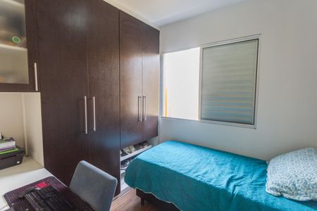 Apartamento à venda com 70m², 3 quartos e 2 vagasQuarto 2