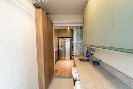 Apartamento à venda com 120m², 2 quartos e 1 vagaÁrea de serviço