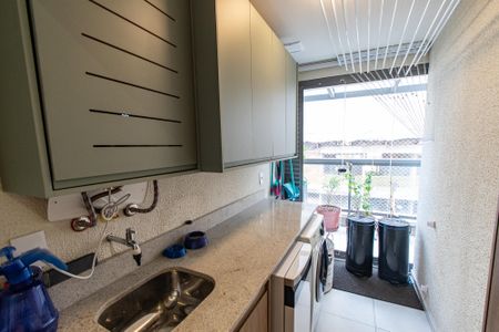 Apartamento à venda com 120m², 2 quartos e 1 vagaÁrea de serviço