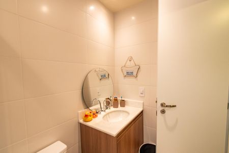 Apartamento à venda com 120m², 2 quartos e 1 vagaBanheiro da suíte 1