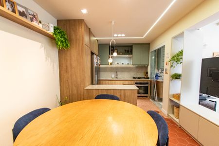 Apartamento à venda com 120m², 2 quartos e 1 vagaSala de Jantar