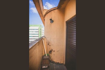 Apartamento à venda com 59m², 2 quartos e 1 vaga Apartamento à venda com 59m², 2 quartos e 1 vagaVaranda