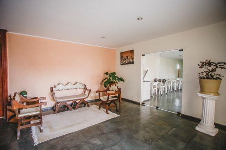 Apartamento à venda com 59m², 2 quartos e 1 vaga Apartamento à venda com 59m², 2 quartos e 1 vagaHall social