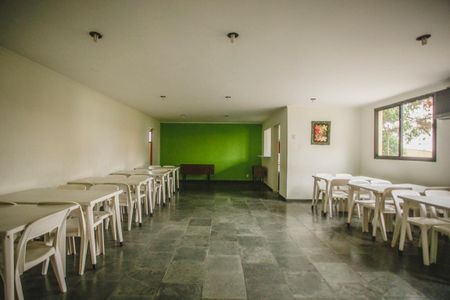 Apartamento à venda com 59m², 2 quartos e 1 vaga Apartamento à venda com 59m², 2 quartos e 1 vagaÁrea comum - Salão de festas