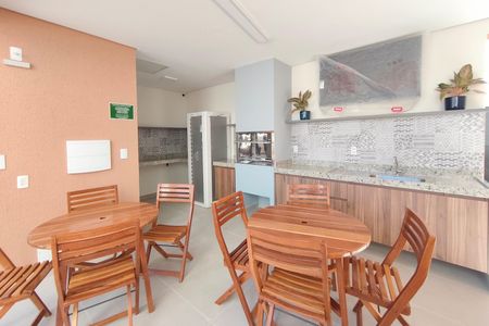 Apartamento à venda com 47m², 2 quartos e 1 vaga Apartamento à venda com 47m², 2 quartos e 1 vagaÁrea comum - Churrasqueira
