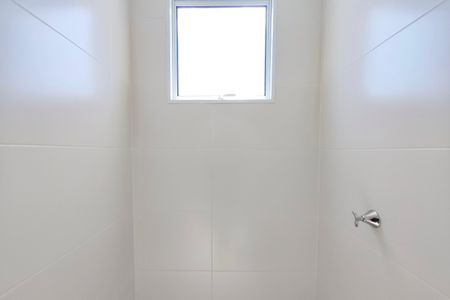 Apartamento à venda com 47m², 2 quartos e 1 vaga Apartamento à venda com 47m², 2 quartos e 1 vagaBanheiro
