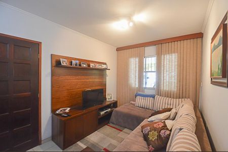 Casa à venda com 157m², 3 quartos e 2 vagas Casa à venda com 157m², 3 quartos e 2 vagasSala