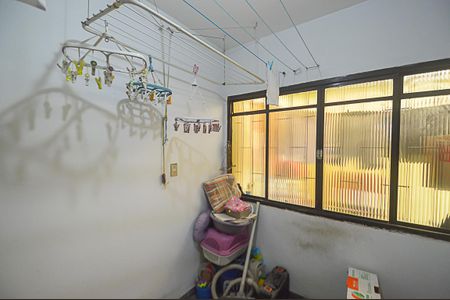 Casa à venda com 157m², 3 quartos e 2 vagas Casa à venda com 157m², 3 quartos e 2 vagasQuarto de Serviço