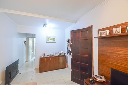 Casa à venda com 157m², 3 quartos e 2 vagas Casa à venda com 157m², 3 quartos e 2 vagasSala