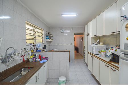 Casa à venda com 157m², 3 quartos e 2 vagas Casa à venda com 157m², 3 quartos e 2 vagasCozinha