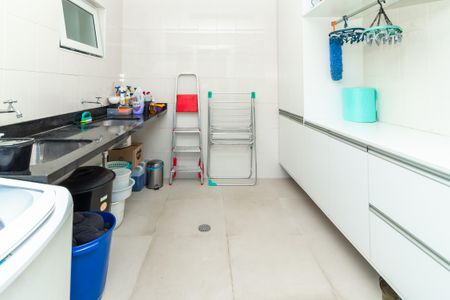 Casa à venda com 280m², 6 quartos e 6 vagasÁrea de Serviço