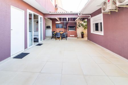 Casa à venda com 280m², 6 quartos e 6 vagasQuintal