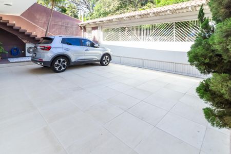 Casa à venda com 280m², 6 quartos e 6 vagasGaragem