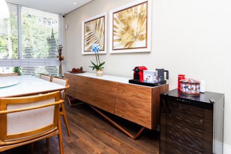 Casa à venda com 280m², 6 quartos e 6 vagasSala